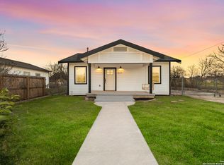 1527 W French Pl, San Antonio, TX 78201