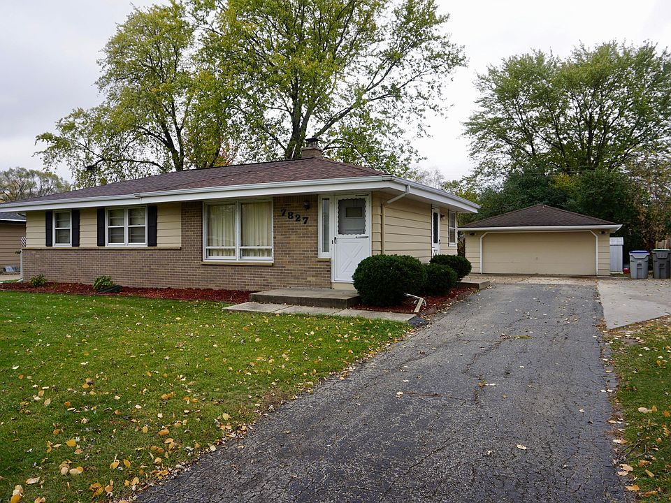 1st image of 7827 N Fairway Pl