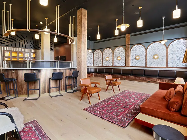 Building's Lounge