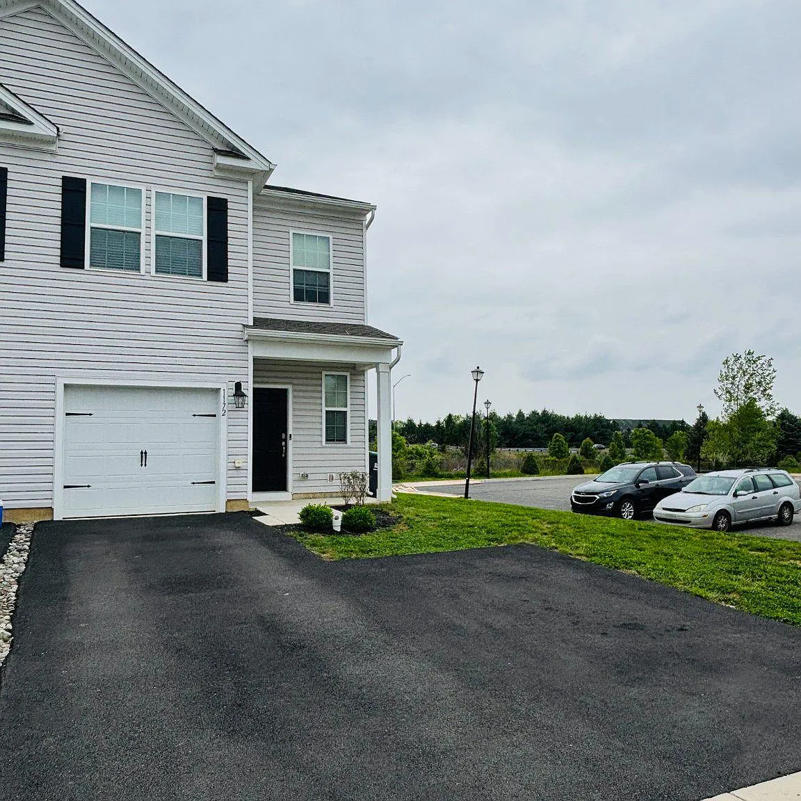 3 bed, 2.5 bath, 1500 sqft, $2,700 — Photo 1