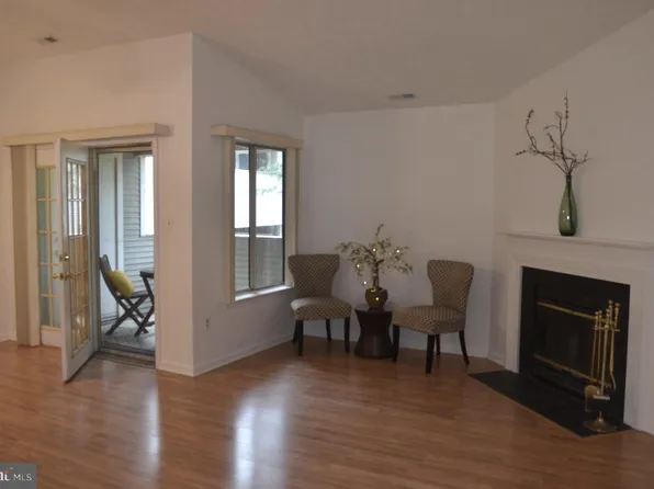 2137 Wainwright Ct Unit 2D, Frederick, MD 21702