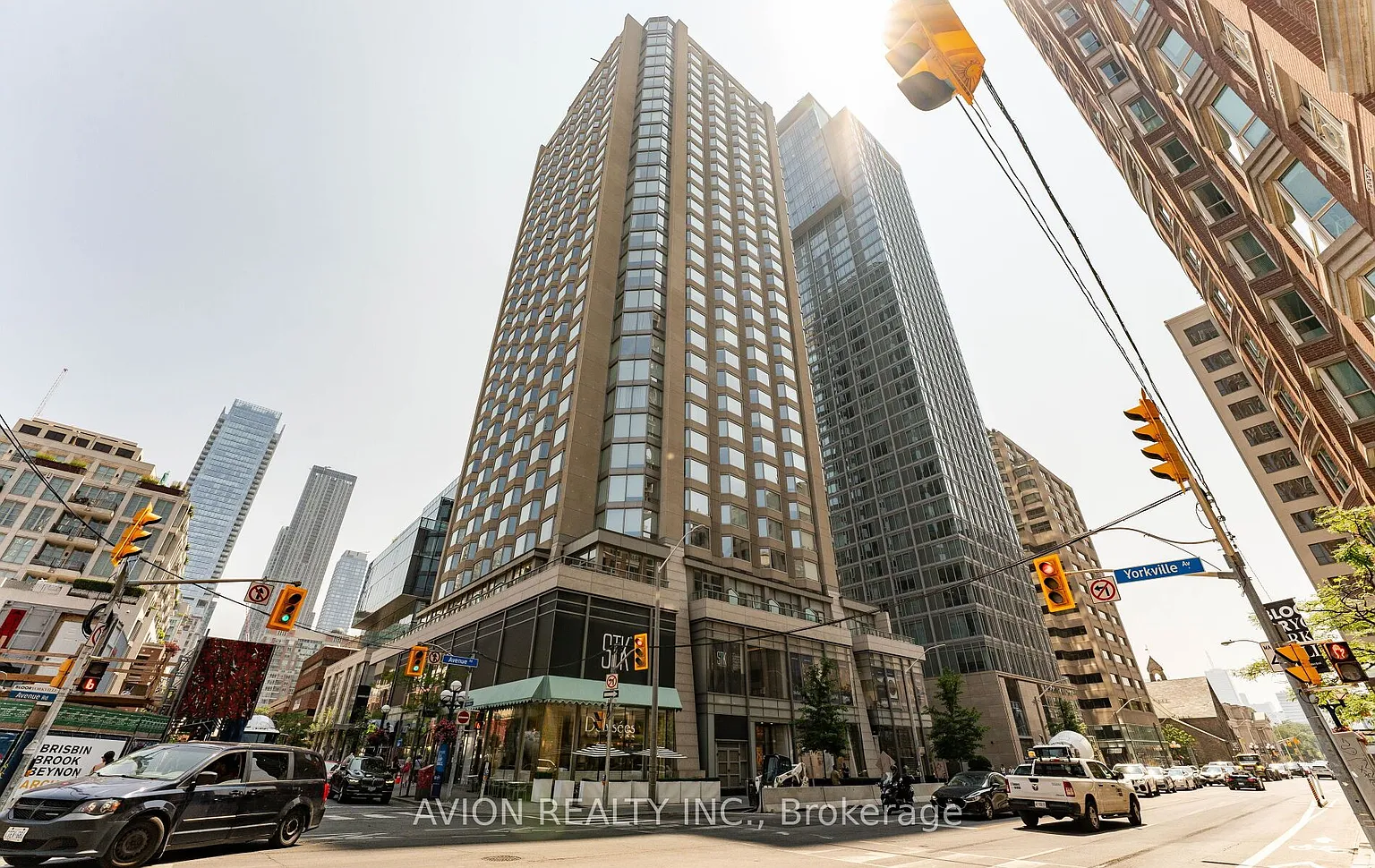 155 Yorkville Ave #2120 photo 1