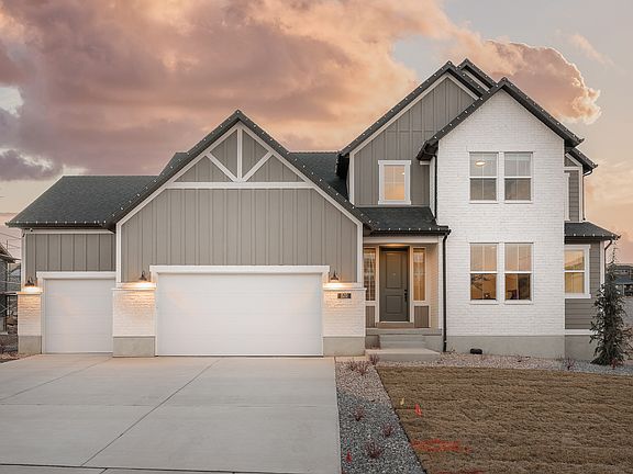 2400 Farmhouse - Tanner Flats 6