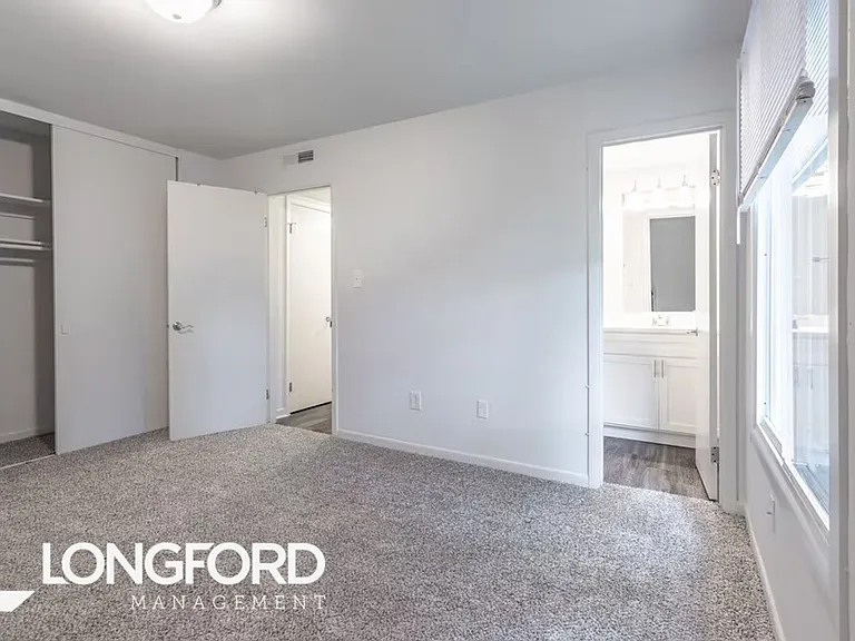 Sonoma Woods Apartments — Photo 9
