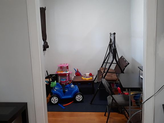 4th image of 726 Myrtle Ave Floor 2
