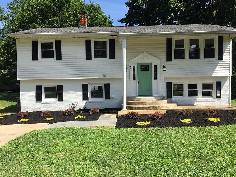 1st image of 211 Hamilton St