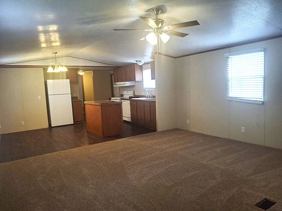 2nd image of 903 Harolds Rd