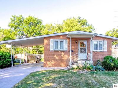 2117 S 49th St, Lincoln, NE, 68506