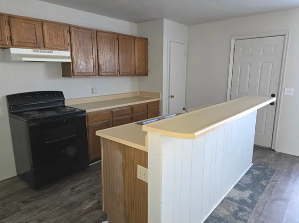 1301 Eastgate Dr, Norman, OK 73071