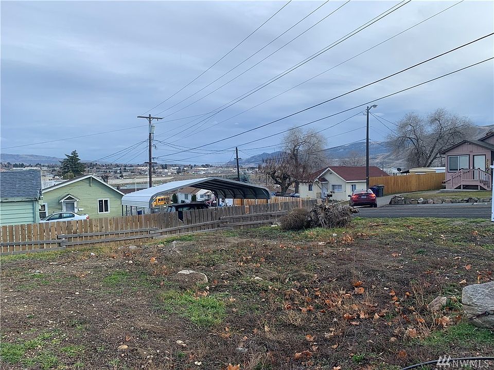 1st image of 130 Crawford Ave
