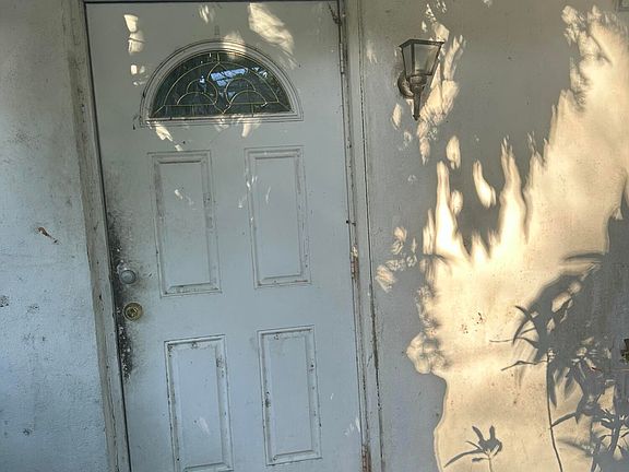 5th image of 112 S Rolling Hill Rd