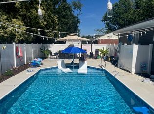 4760 Holladay Rd, Virginia Beach, VA 23455