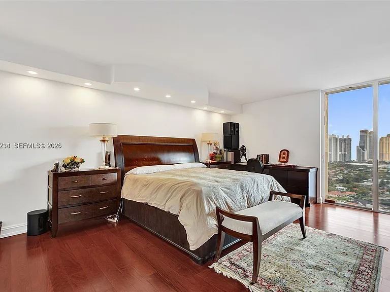19355 Turnberry Way #26E — Photo 9