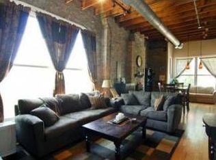 715 N Paulina St #2, Chicago, IL 60622