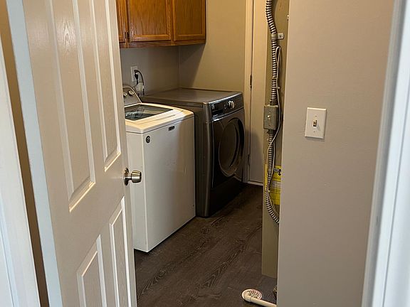 5th image of 11419 Kaltz Ave