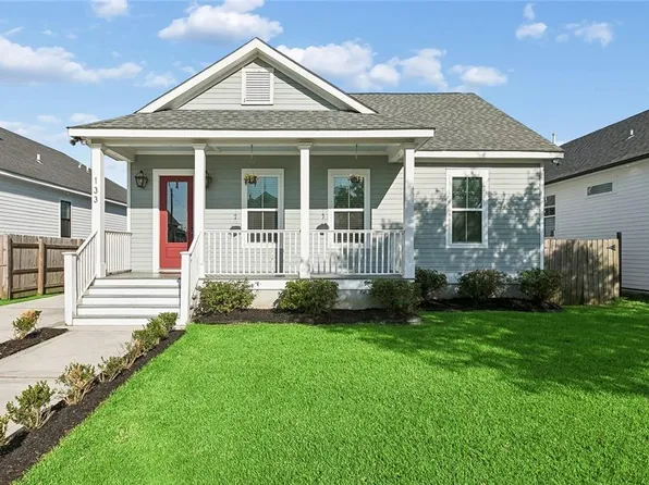 133 Seal Dr, Arabi, LA 70032
