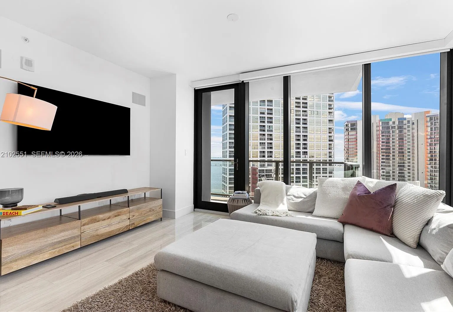 Echo Brickell Condo — Photo 4