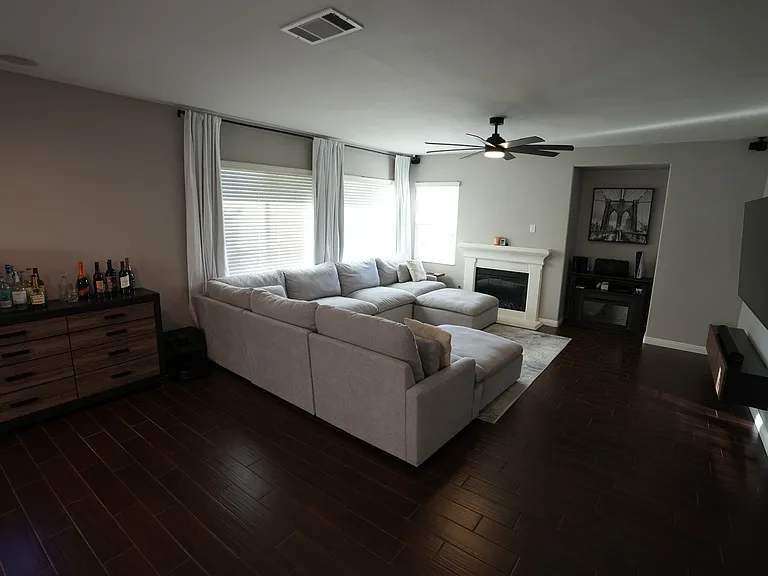 Gleneagles Dr — Photo 7
