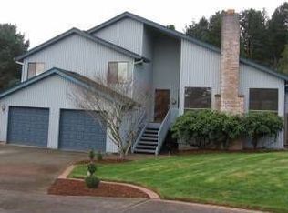 2705 Orchard Hill Pl, Lake Oswego, OR 97035