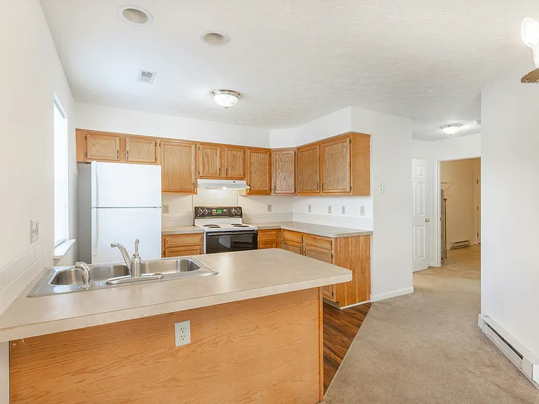24 Lightning Ln — Photo 5