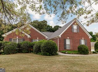 416 Camden Dr, Winder, GA 30680