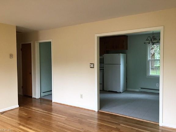 4th image of 106 Sylvia Ln