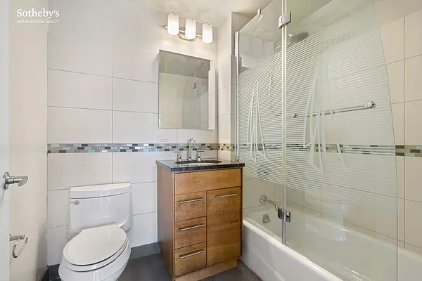 Rented by Sotheby's International Realty | media 8