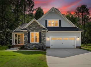 925 Lynch Rd, Selma, NC 27576