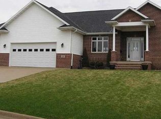 310 Par Dr, Dike, IA 50624