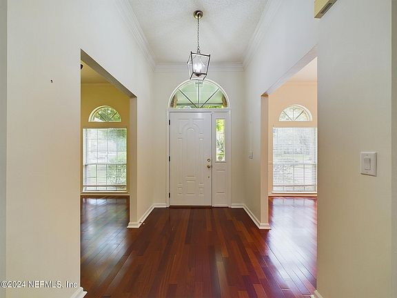 4th image of 2552 EMPEROR Drive