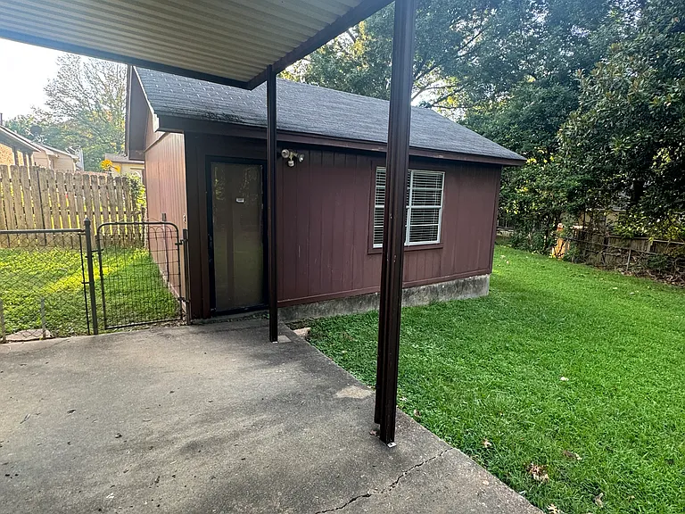 850 Hackberry Dr — Photo 9