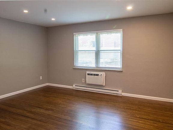 4th image of 5349 Arsenal St