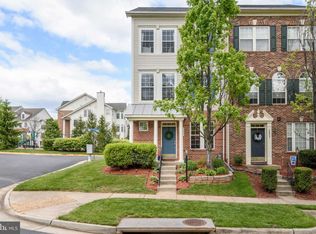20854 Collingwood Ter, Sterling, VA 20165