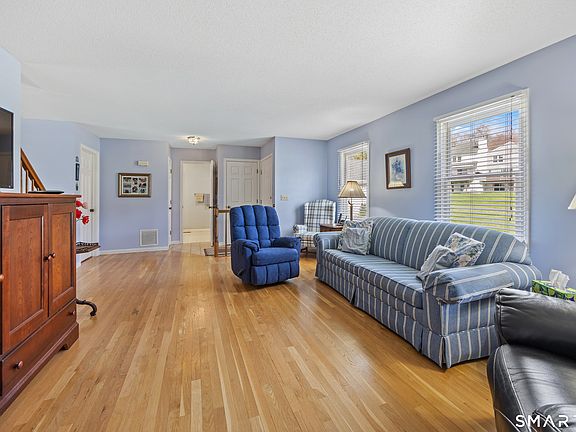 5th image of 319 Thomaston Road #95