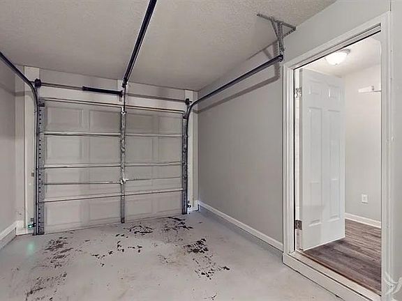 3rd image of 8549 Michael St