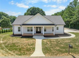 465 Bremen Garden Dr, Lexington, NC 27295