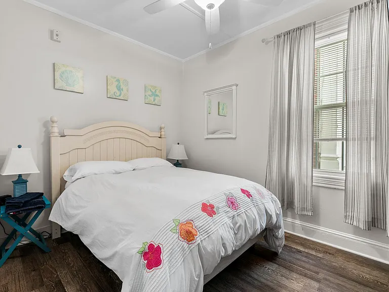 8 Franklin St #3 — Photo 11