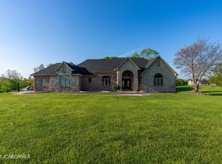 5711 Red Tail Ct, Lohman, MO 65053