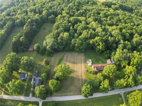 Nelson Mosier Rd, Southington, OH 44470