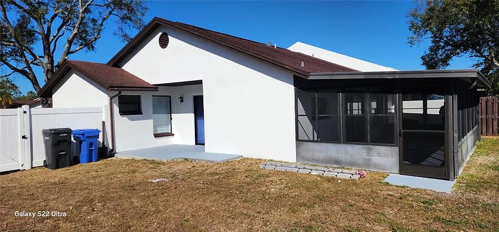 3 bed, 2.0 bath, 1278 sqft, $2,500 — Photo 2