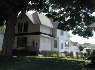 1315 Pershing Blvd, Clinton, IA 52732