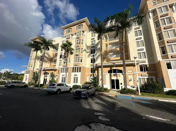 199 Avenue Palma Oval #Ph, Guaynabo, PR 00966