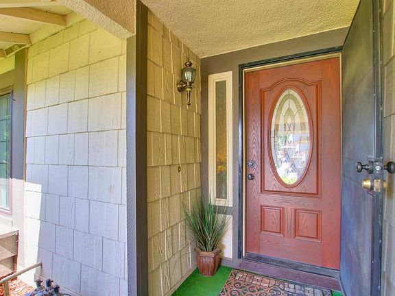 3rd image of 6745 Villa Juares Cir
