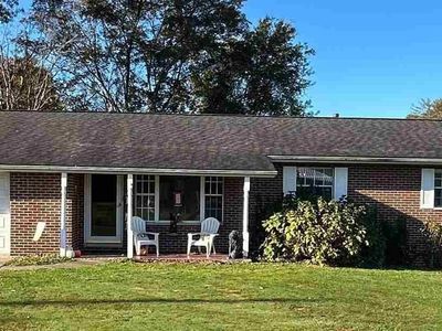 1108 Sunset Ter, Milton, WV, 25541