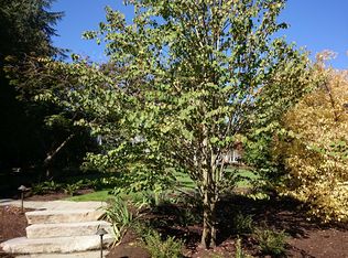 6049 NE Keswick Dr, Seattle, WA 98105