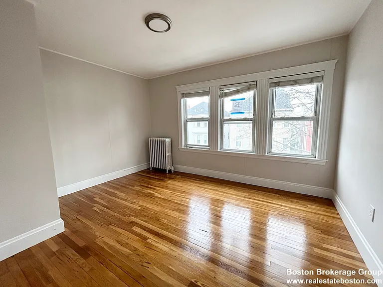 120 Hillside St #2 — Photo 5