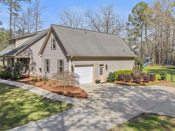 5th image of 136 N Sugar Creek Rd