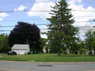 1012 Berlin Rd, Cherry Hill, NJ 08034