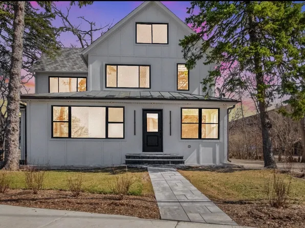 217 W Main St, Lake Zurich, IL 60047