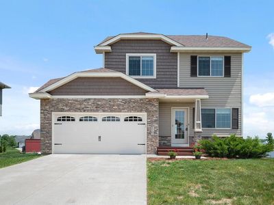 1702 Redhawk Way, Mayer, MN, 55360